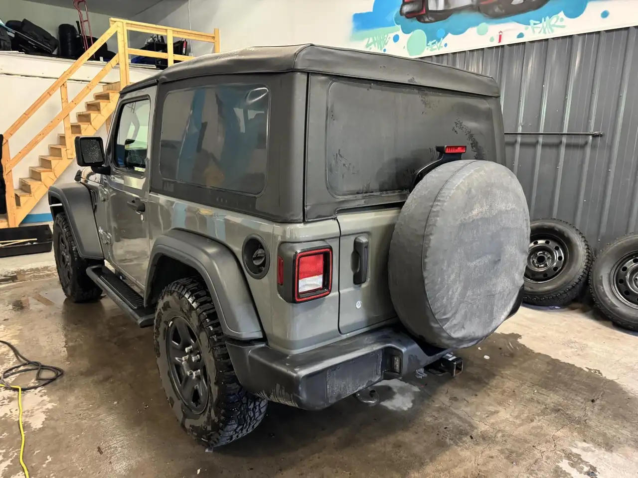 Jeep Wrangler снимка Jeep Wrangler
