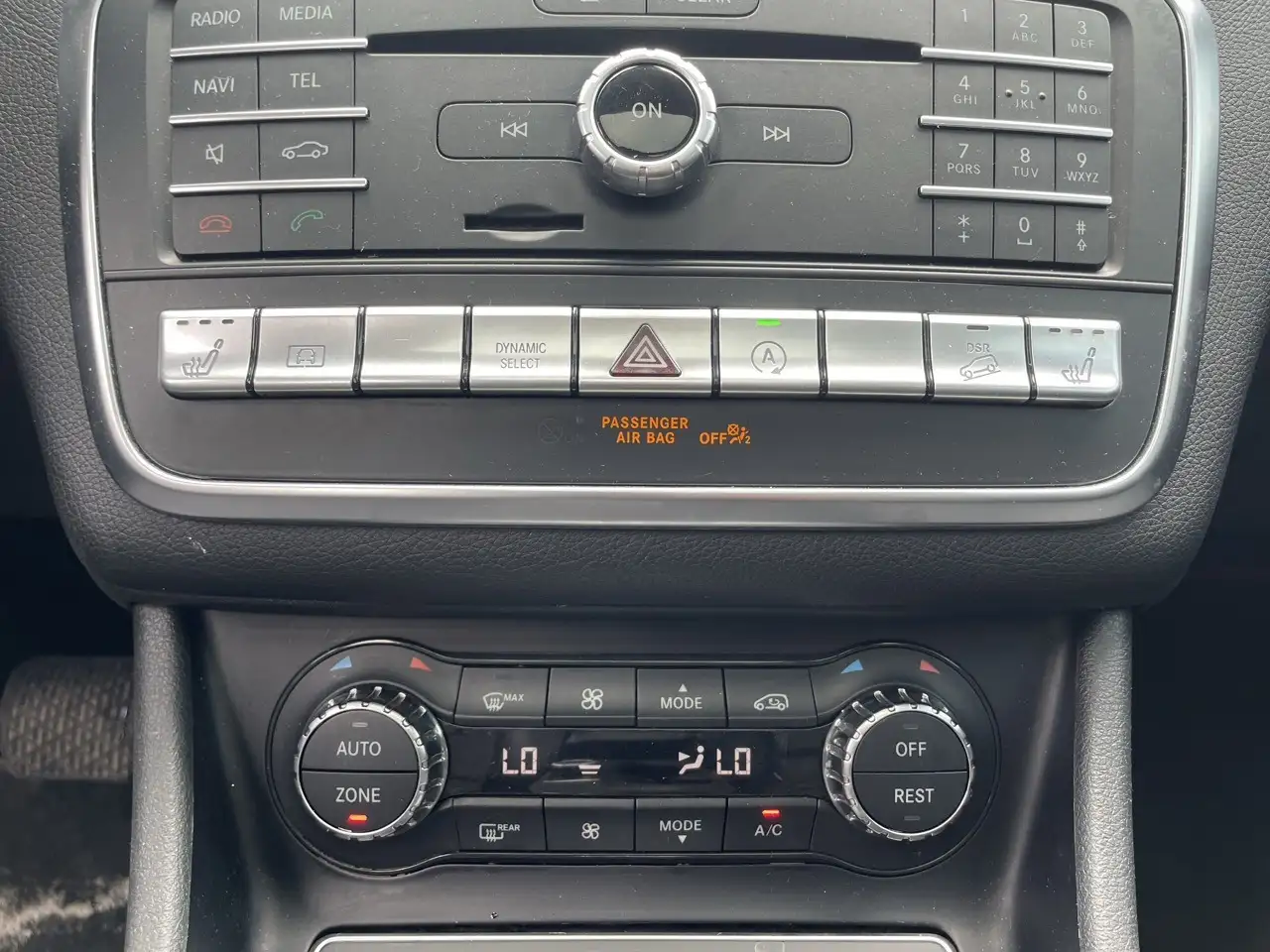 Mercedes-Benz GLA снимка Mercedes-Benz GLA