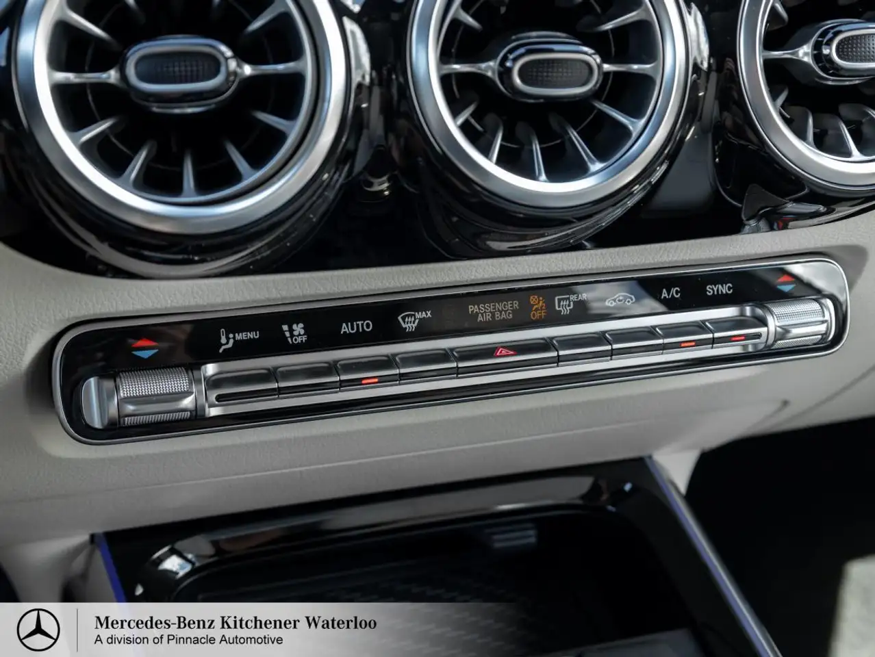 Mercedes-Benz GLA fotografie Mercedes-Benz GLA