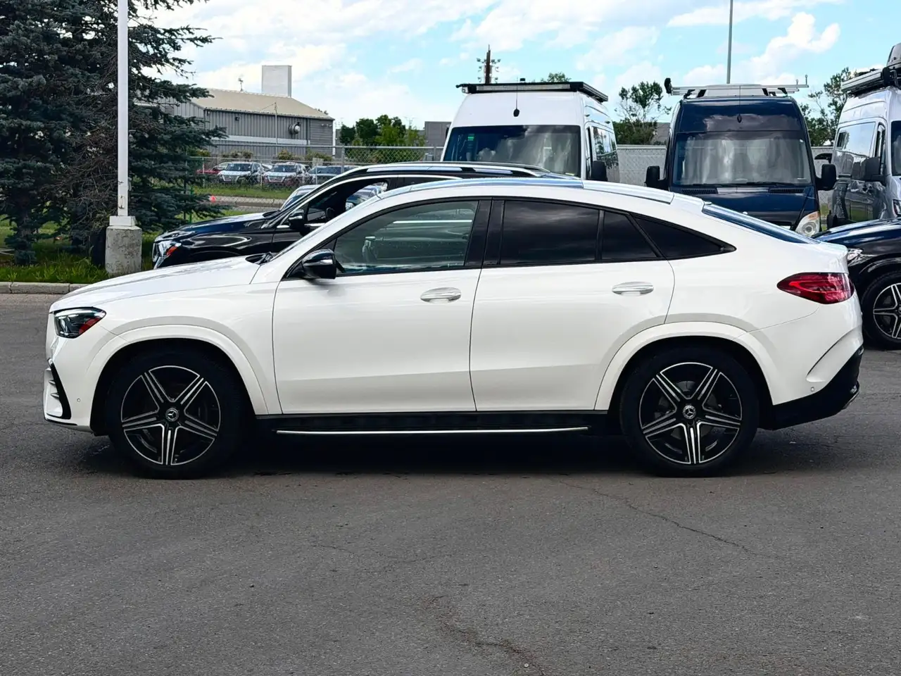 Mercedes-Benz GLE снимка Mercedes-Benz GLE