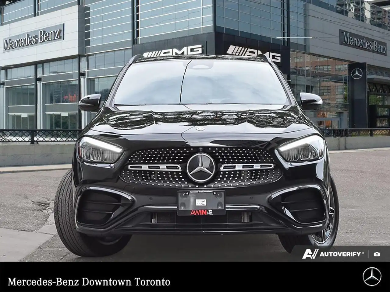 Mercedes-Benz GLA снимка Mercedes-Benz GLA