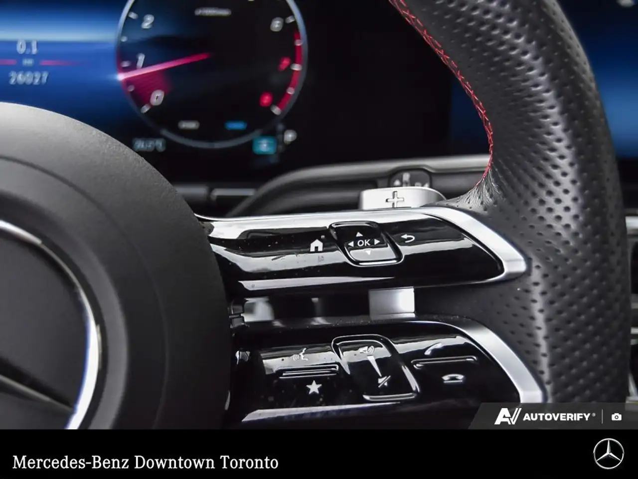 Mercedes-Benz GLA снимка Mercedes-Benz GLA