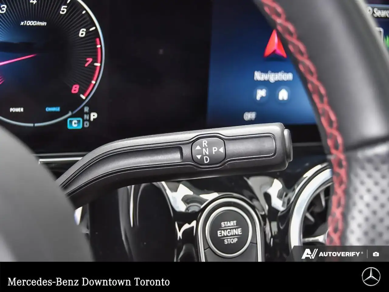 Mercedes-Benz GLA снимка Mercedes-Benz GLA
