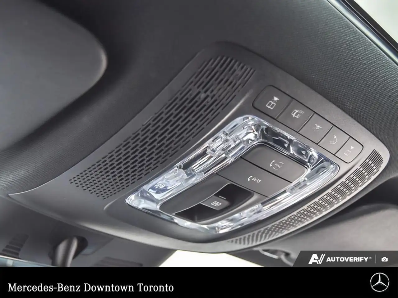 Mercedes-Benz GLA снимка Mercedes-Benz GLA