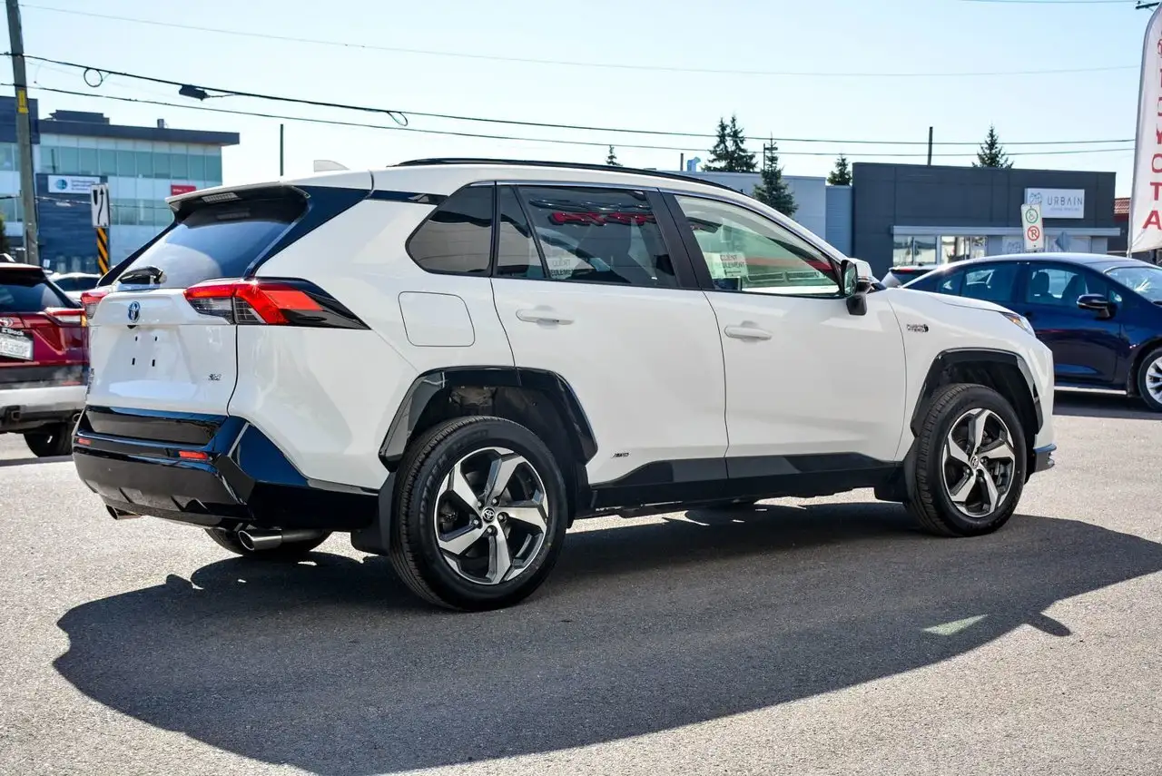 Toyota RAV 4 Prime снимка Toyota RAV 4 Prime
