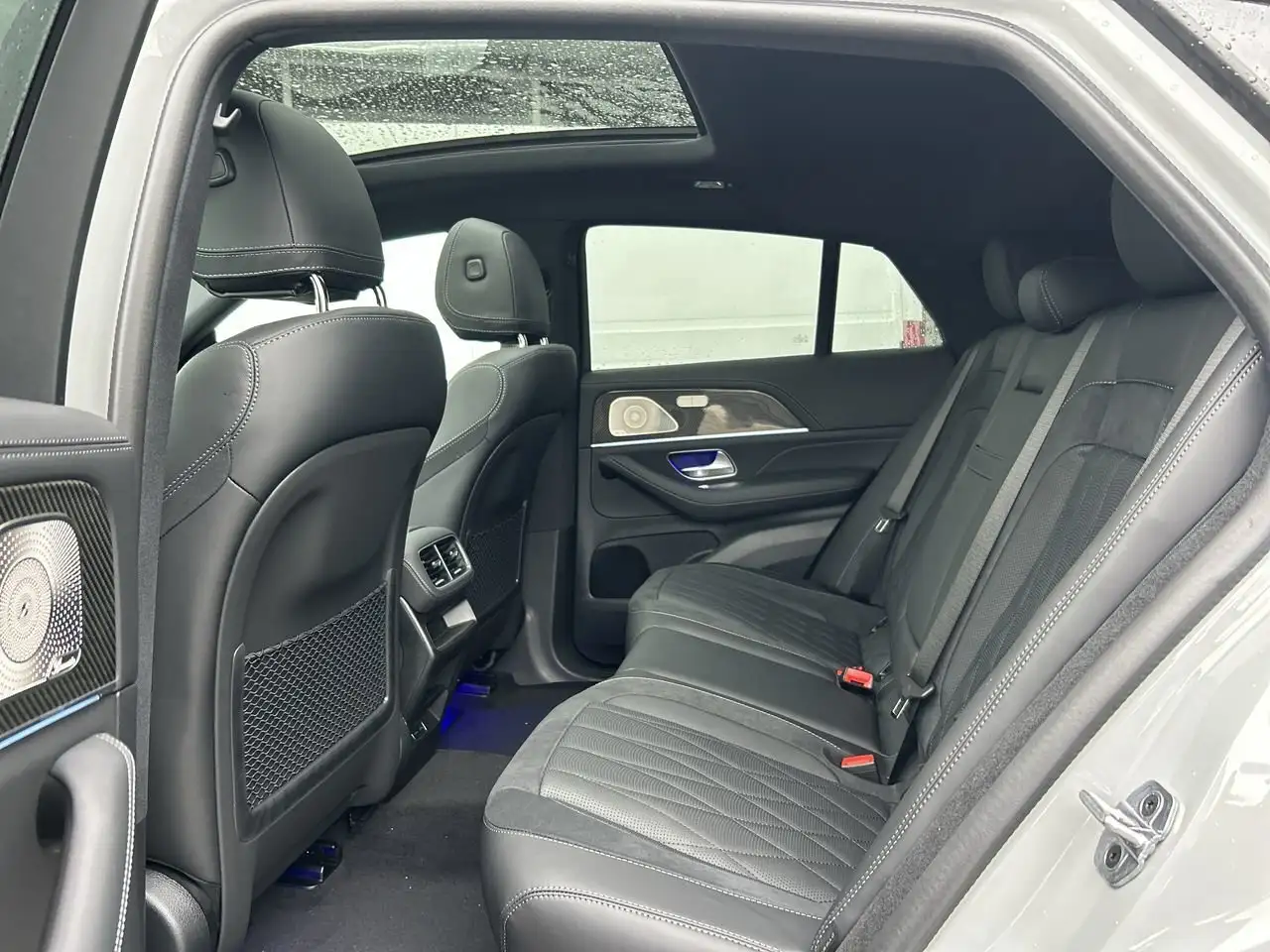 Mercedes-Benz GLE photo Mercedes-Benz GLE