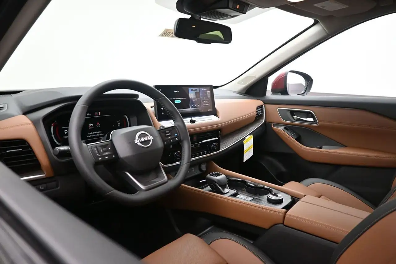 Nissan Rogue снимка Nissan Rogue