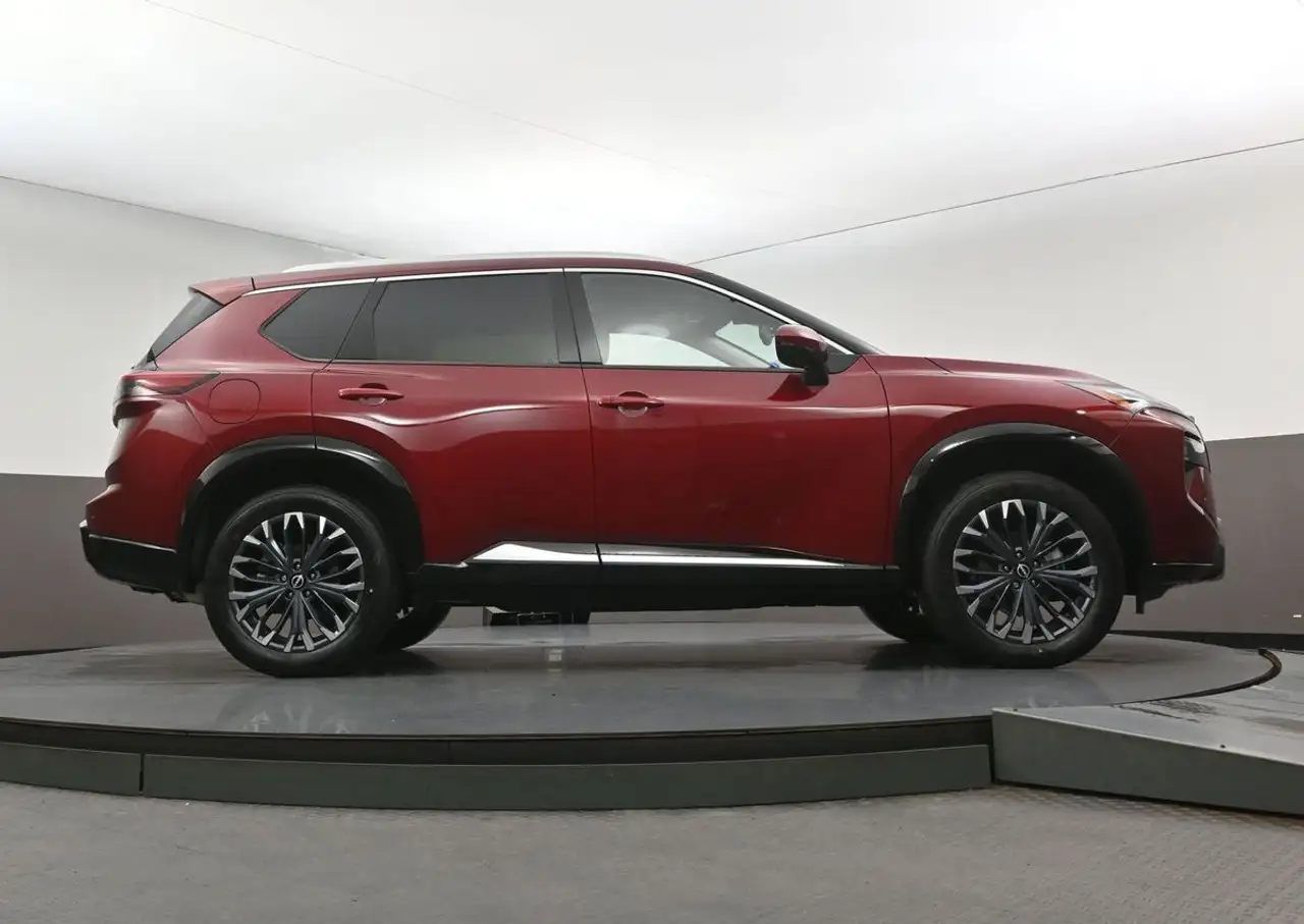 Nissan Rogue снимка Nissan Rogue