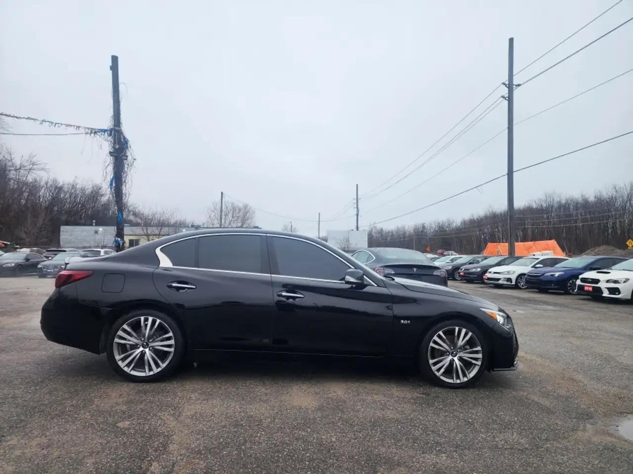 Infiniti Q50 снимка Infiniti Q50