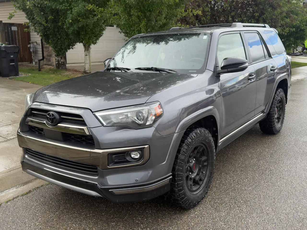 Toyota 4-Runner photo Toyota 4-Runner