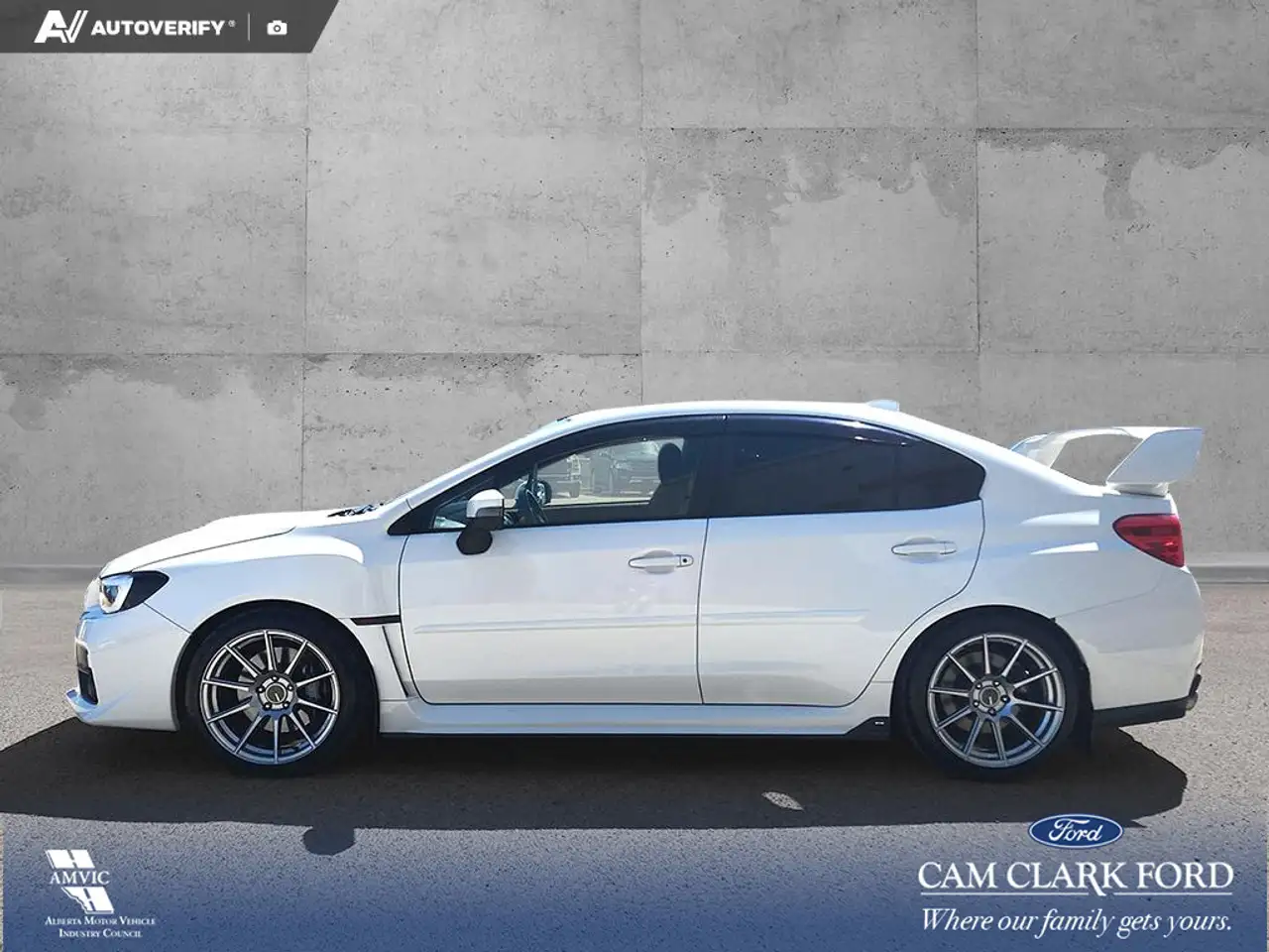 Subaru WRX photo Subaru WRX