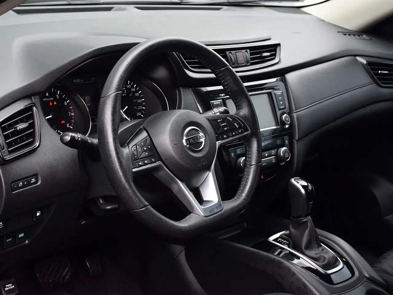 Nissan Rogue photo Nissan Rogue