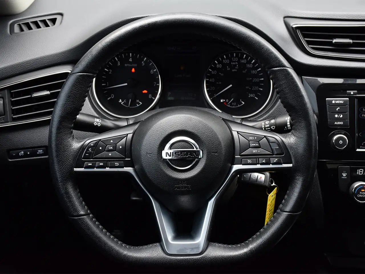 Nissan Rogue photo Nissan Rogue