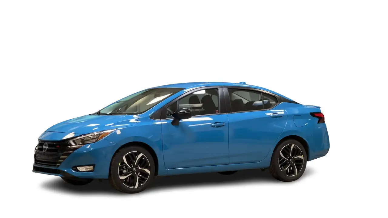 Nissan Versa снимка Nissan Versa