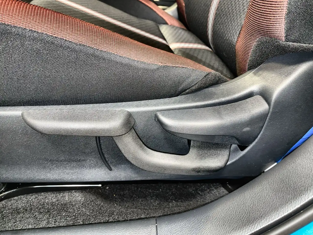 Nissan Versa снимка Nissan Versa