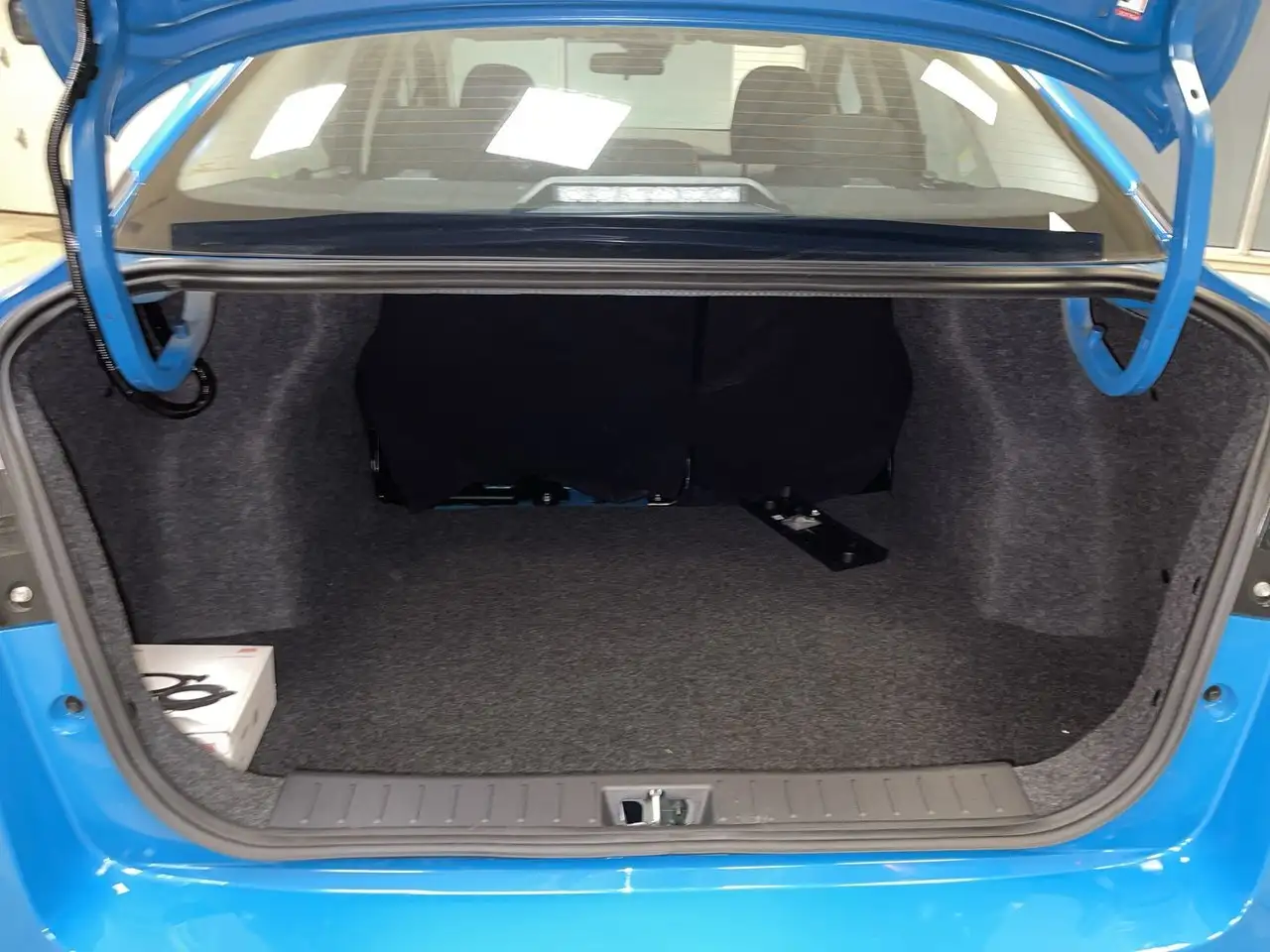 Nissan Versa снимка Nissan Versa