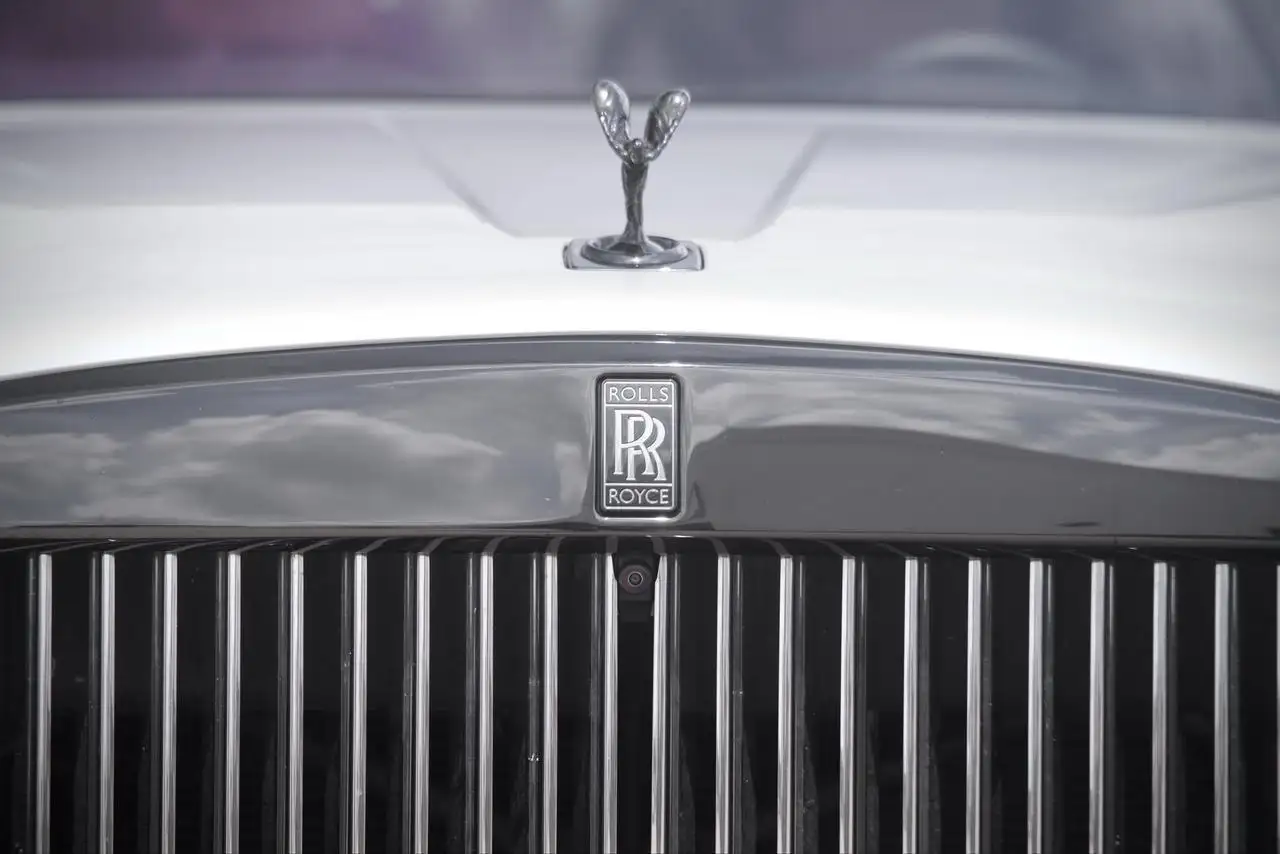 Rolls-Royce Cullinan снимка Rolls-Royce Cullinan