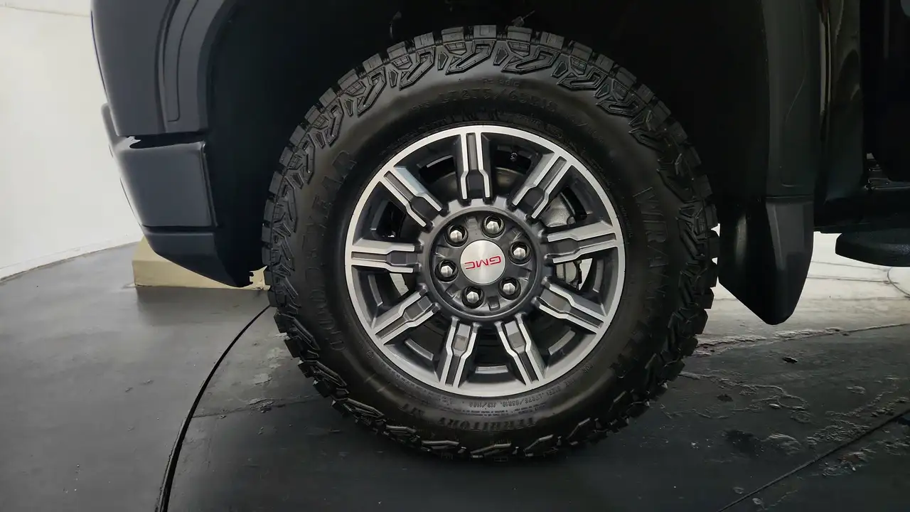GMC Sierra 1500 снимка GMC Sierra 1500