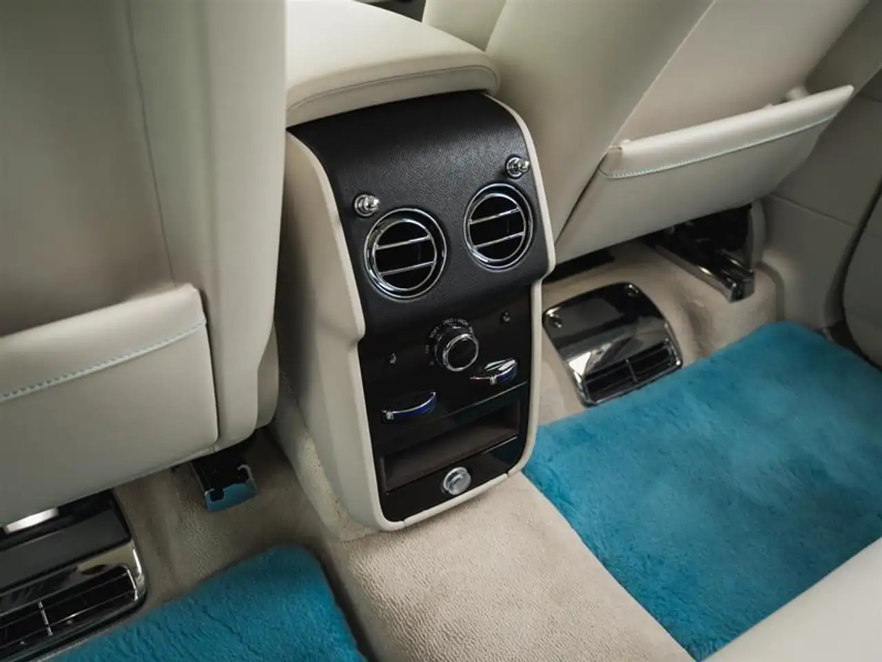 Rolls-Royce Cullinan fotografie Rolls-Royce Cullinan