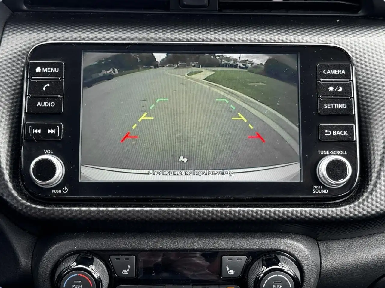 Nissan Kicks fotografie Nissan Kicks