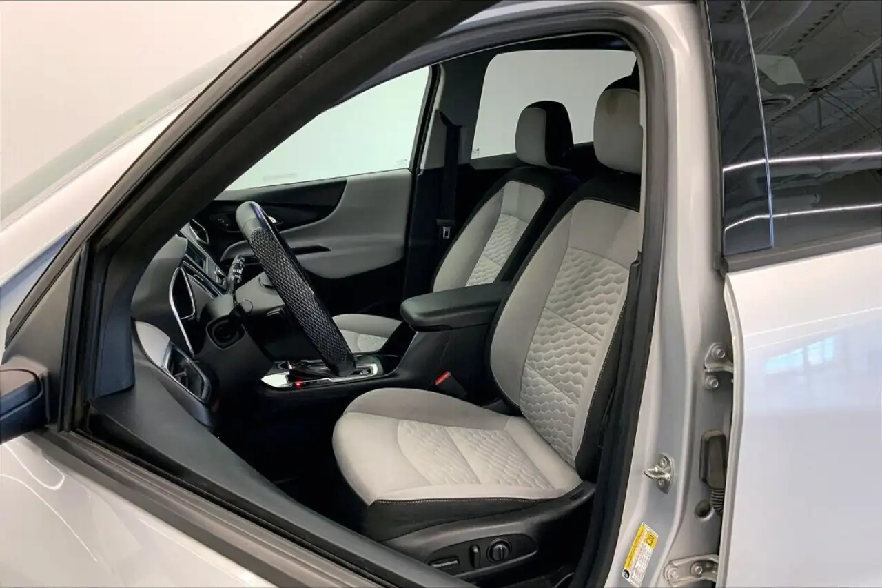 Chevrolet Equinox снимка Chevrolet Equinox