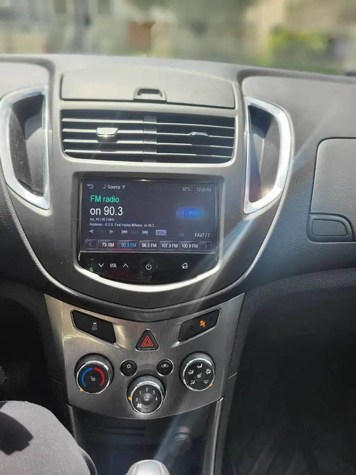 Chevrolet Trax снимка Chevrolet Trax