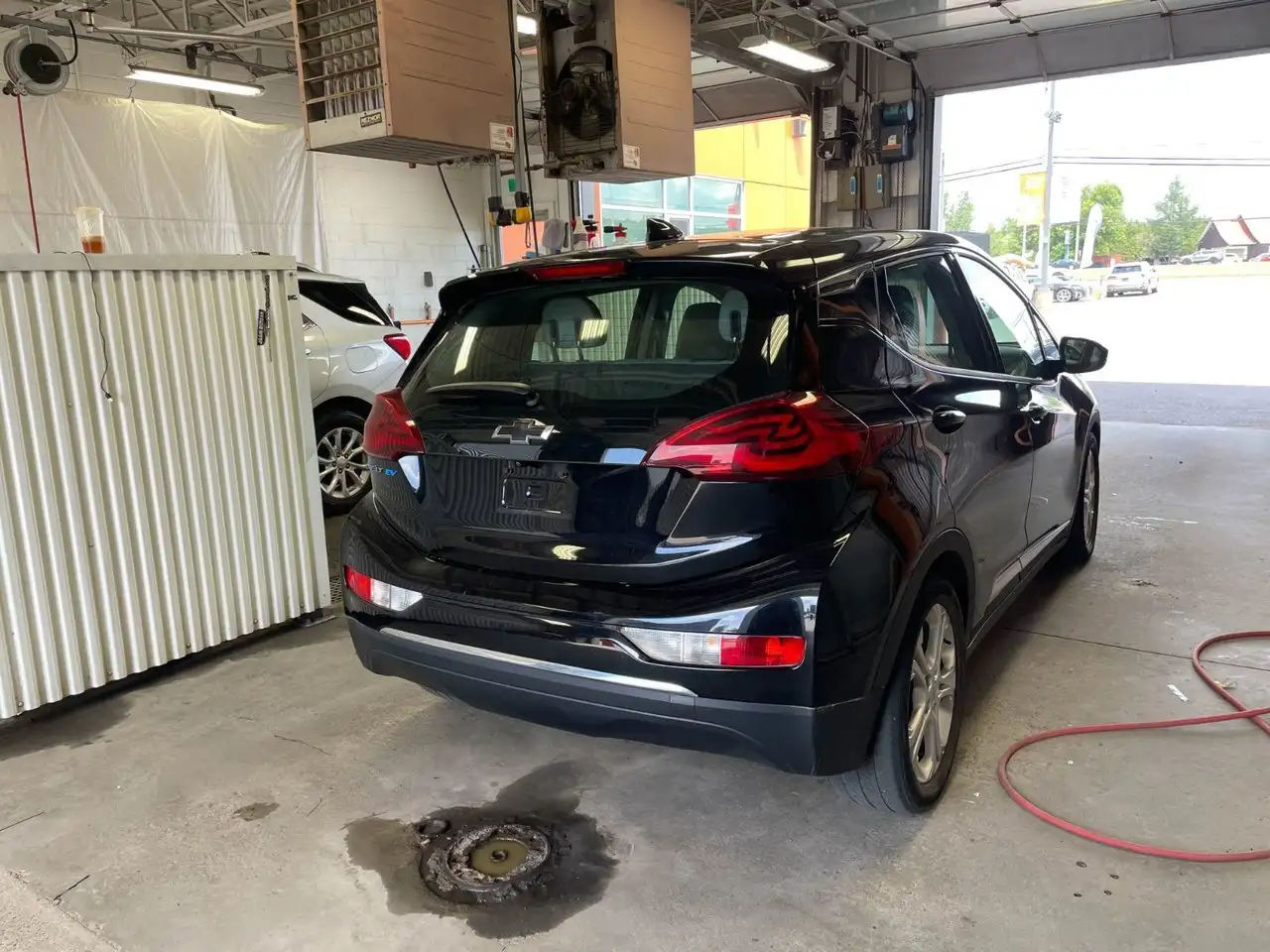 Chevrolet Bolt снимка Chevrolet Bolt