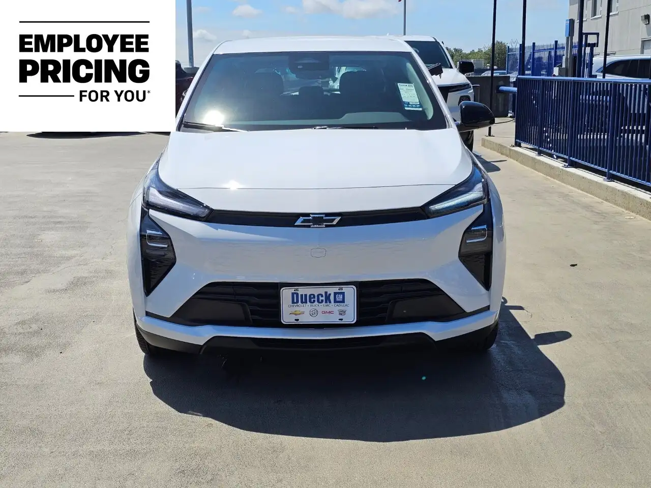 Chevrolet Bolt photo Chevrolet Bolt