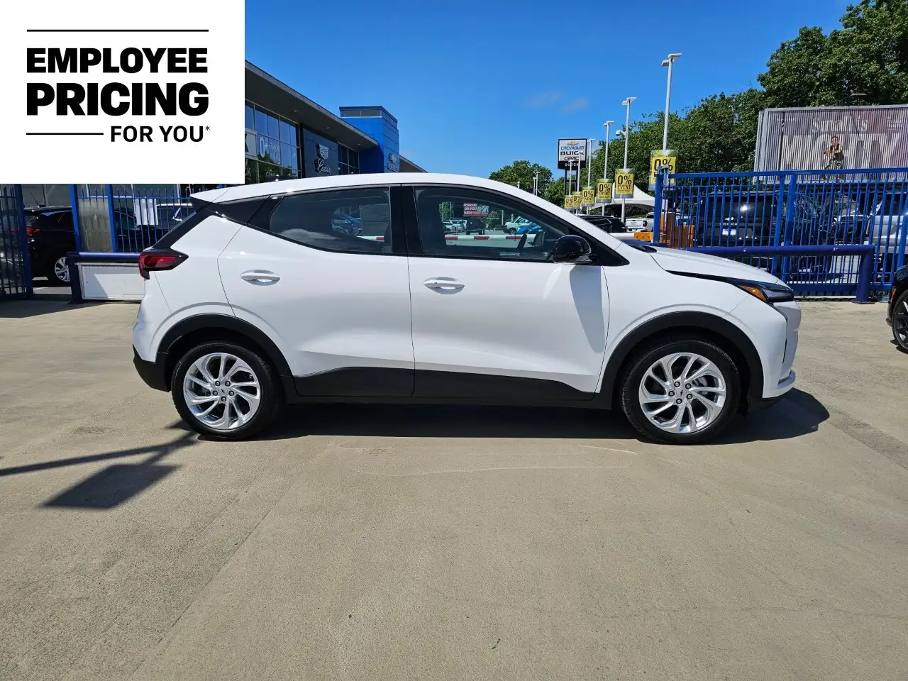 Chevrolet Bolt photo Chevrolet Bolt