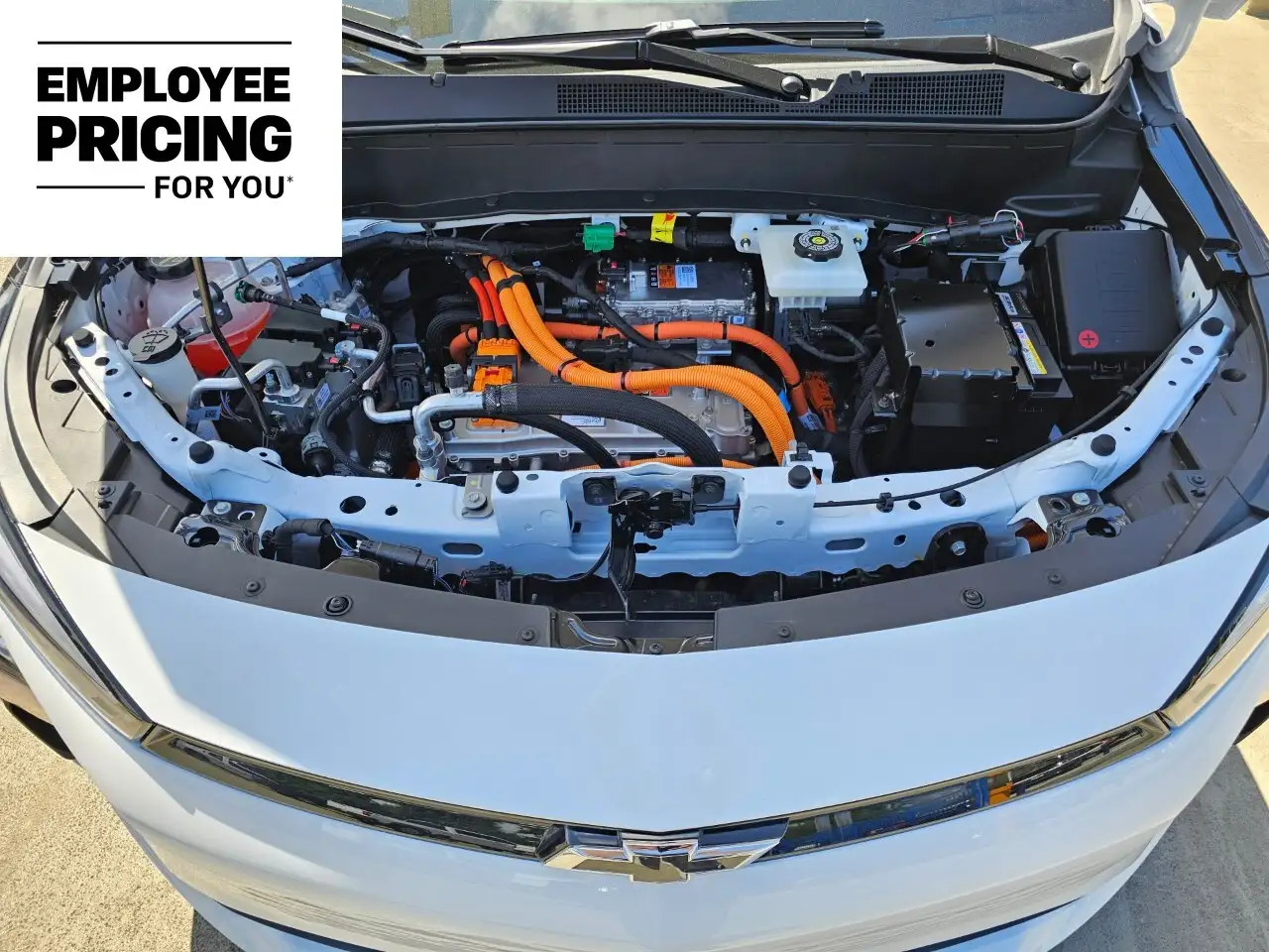 Chevrolet Bolt photo Chevrolet Bolt