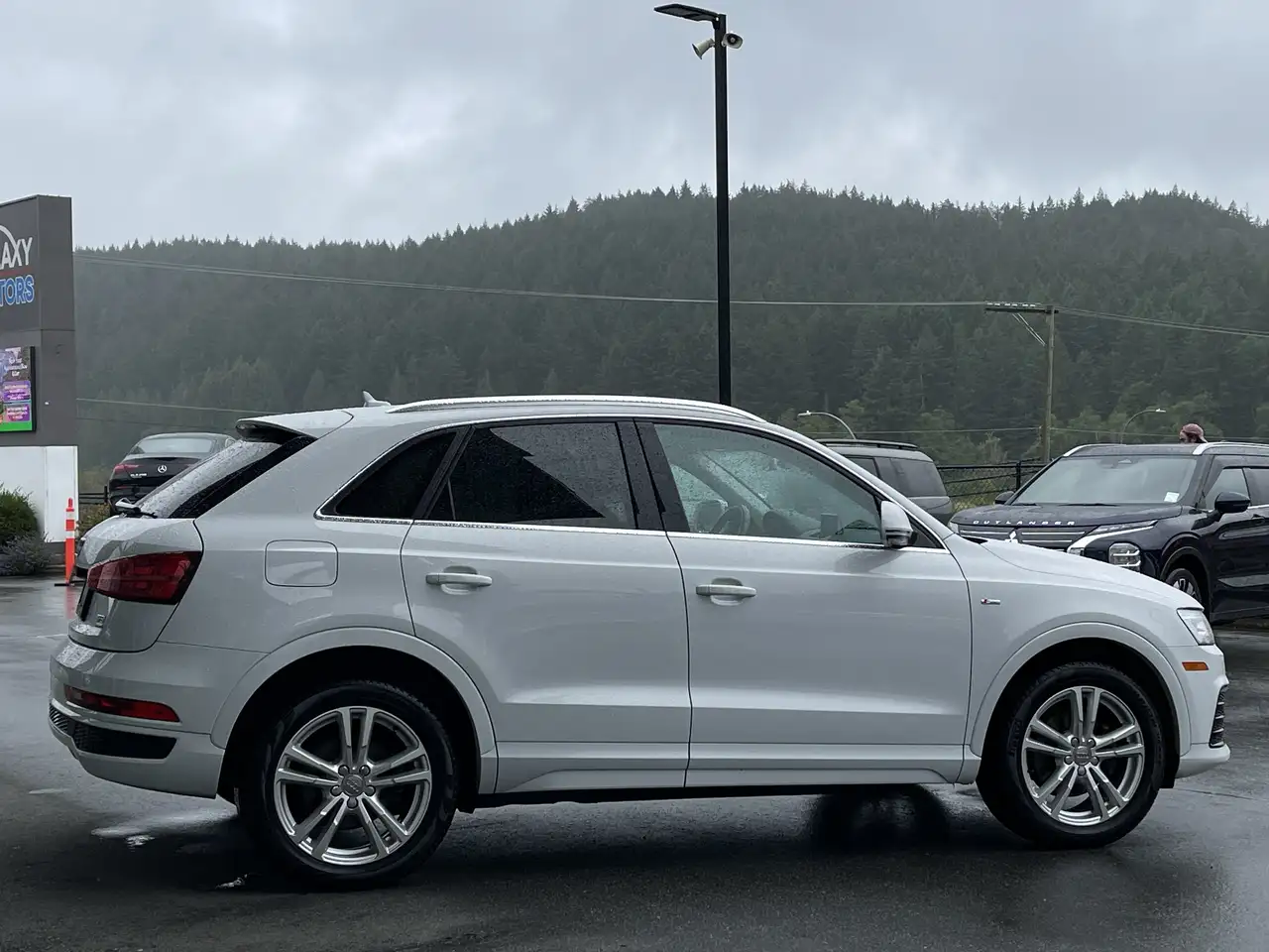 Audi Q3 fotografie Audi Q3