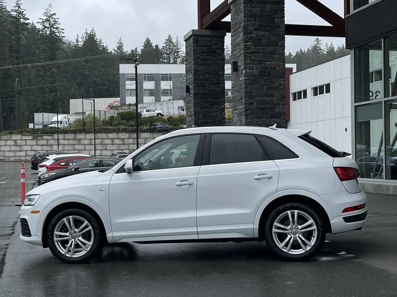 Audi Q3 fotografie Audi Q3