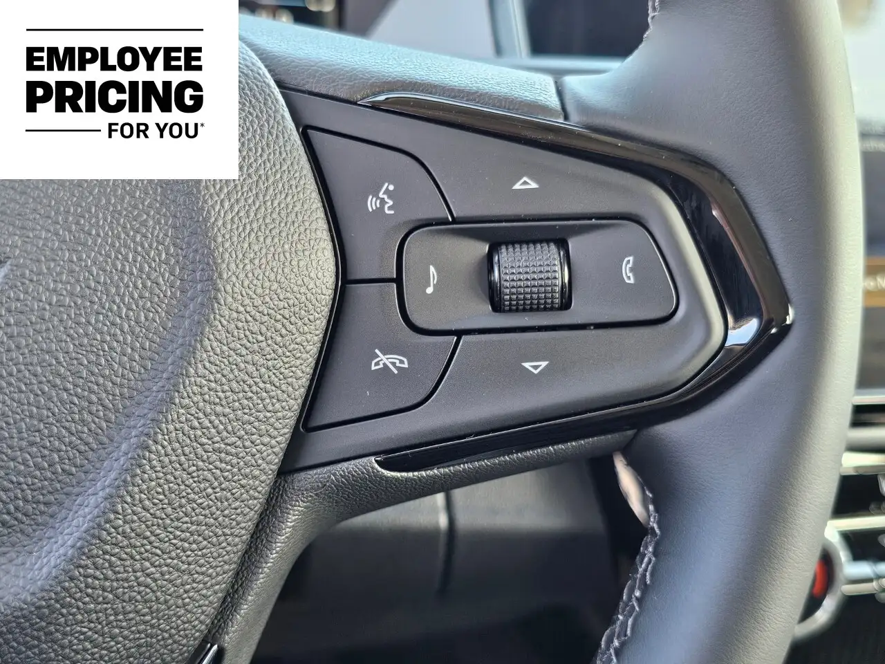 Chevrolet Bolt photo Chevrolet Bolt