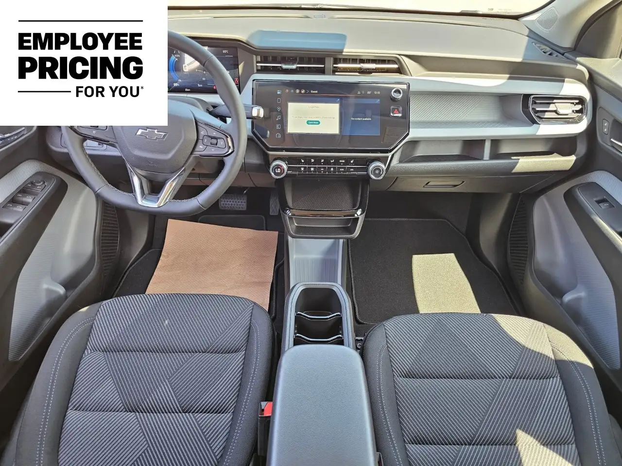 Chevrolet Bolt photo Chevrolet Bolt