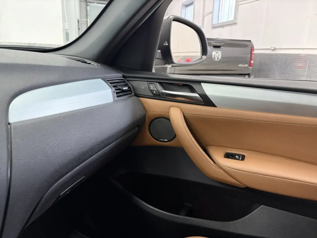 BMW X3 снимка BMW X3