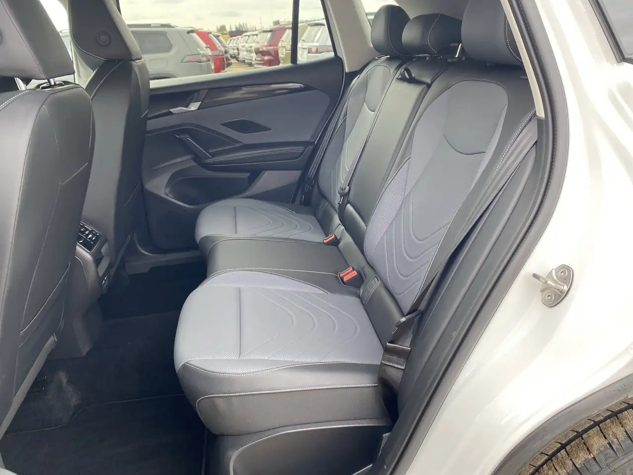 Volkswagen Tiguan снимка Volkswagen Tiguan