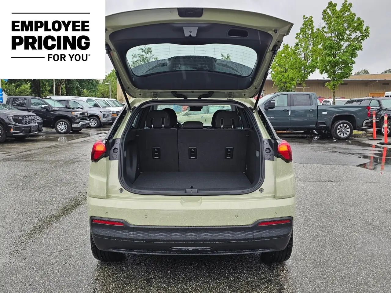 Chevrolet Bolt photo Chevrolet Bolt