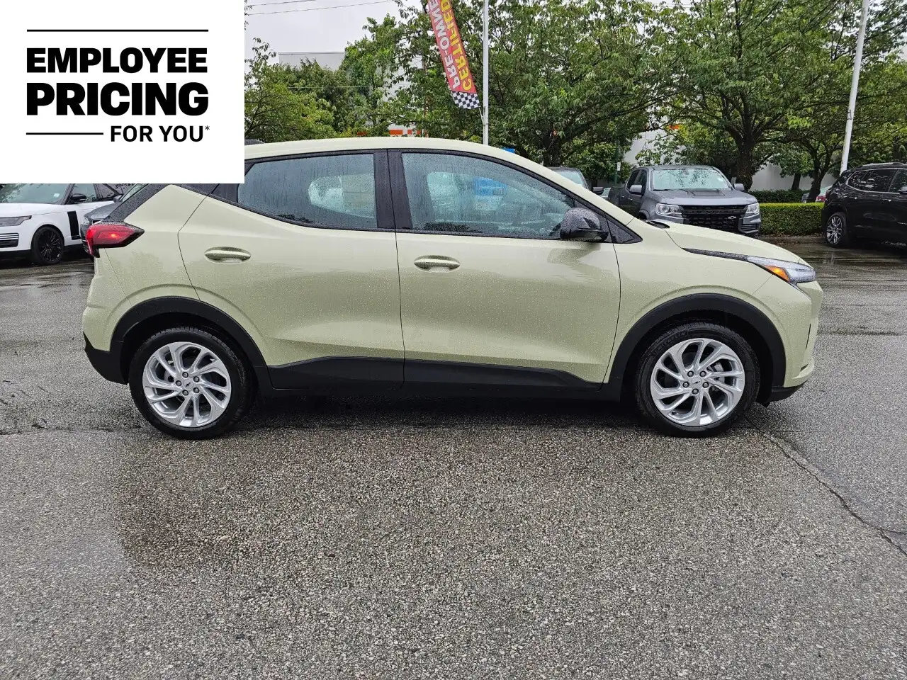 Chevrolet Bolt photo Chevrolet Bolt
