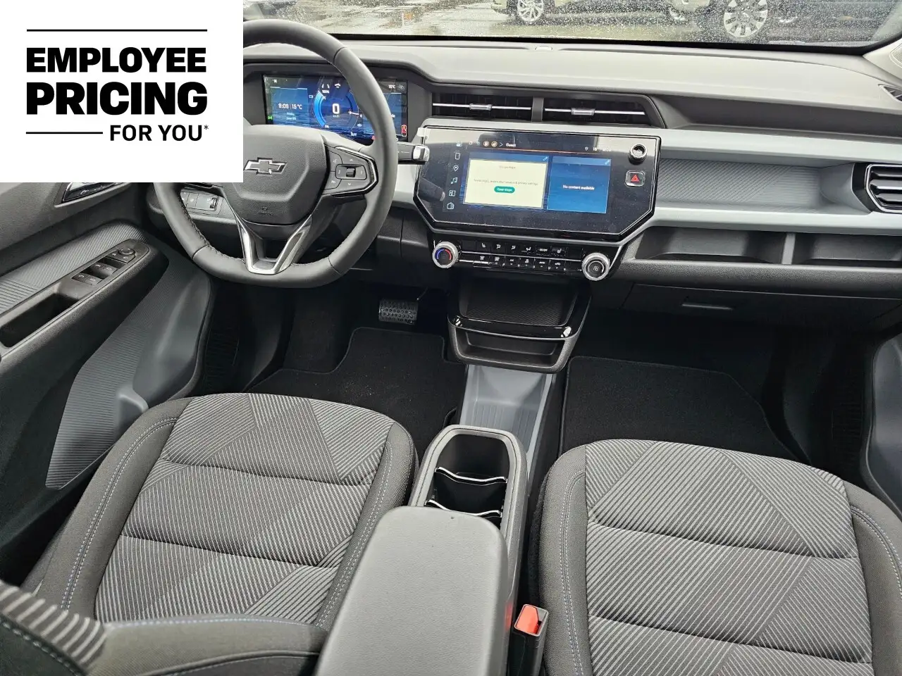 Chevrolet Bolt photo Chevrolet Bolt