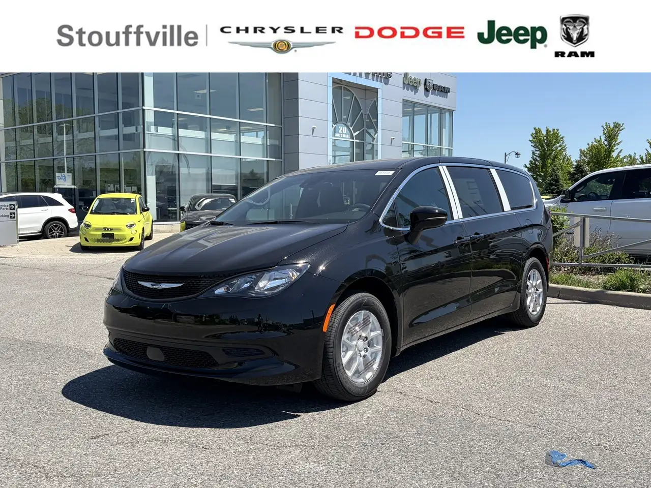 Chrysler Grand Caravan photo Chrysler Grand Caravan