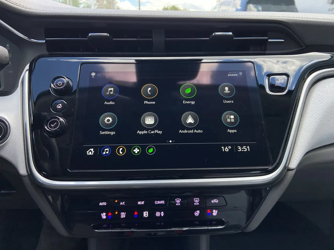 Chevrolet Bolt fotografie Chevrolet Bolt
