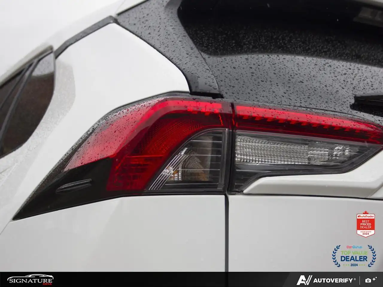 Toyota RAV 4 снимка Toyota RAV 4