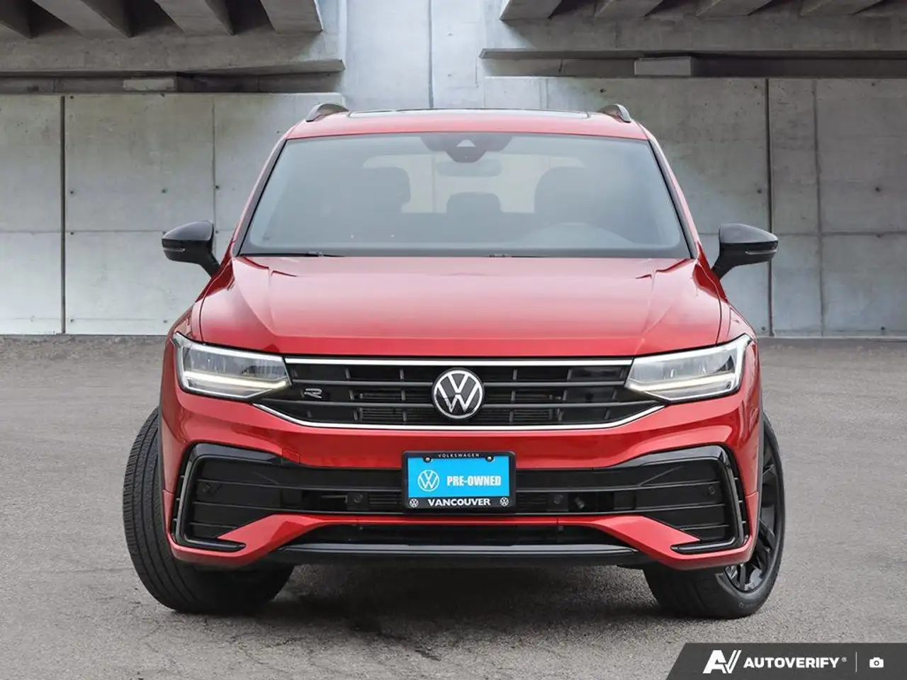 Volkswagen Tiguan снимка Volkswagen Tiguan