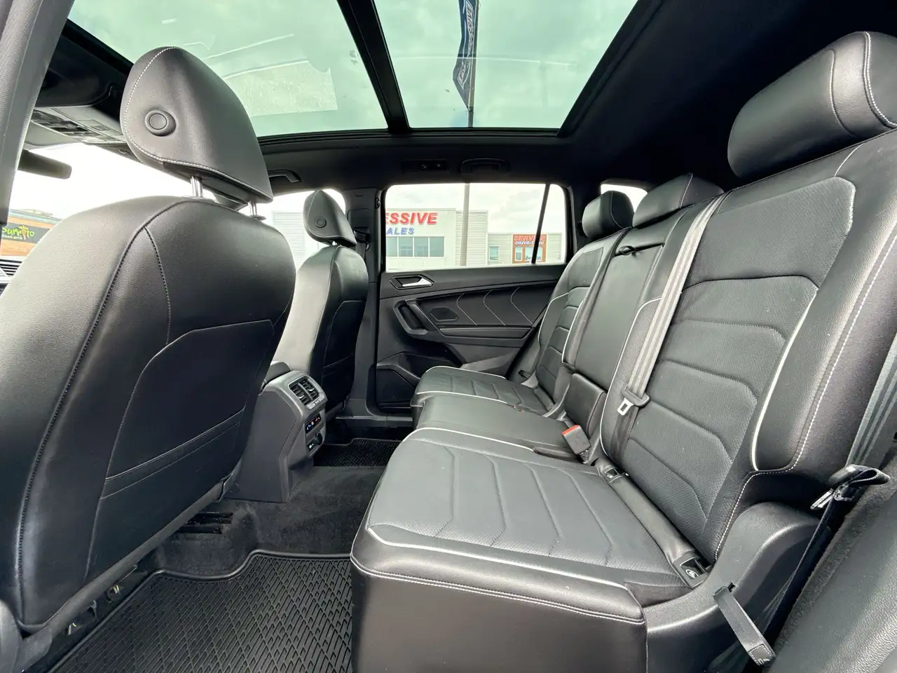 Volkswagen Tiguan снимка Volkswagen Tiguan