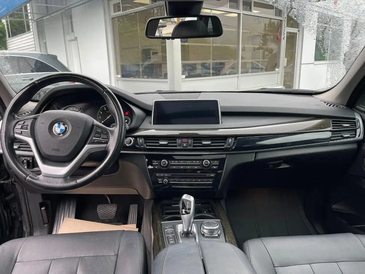 BMW X5 снимка BMW X5