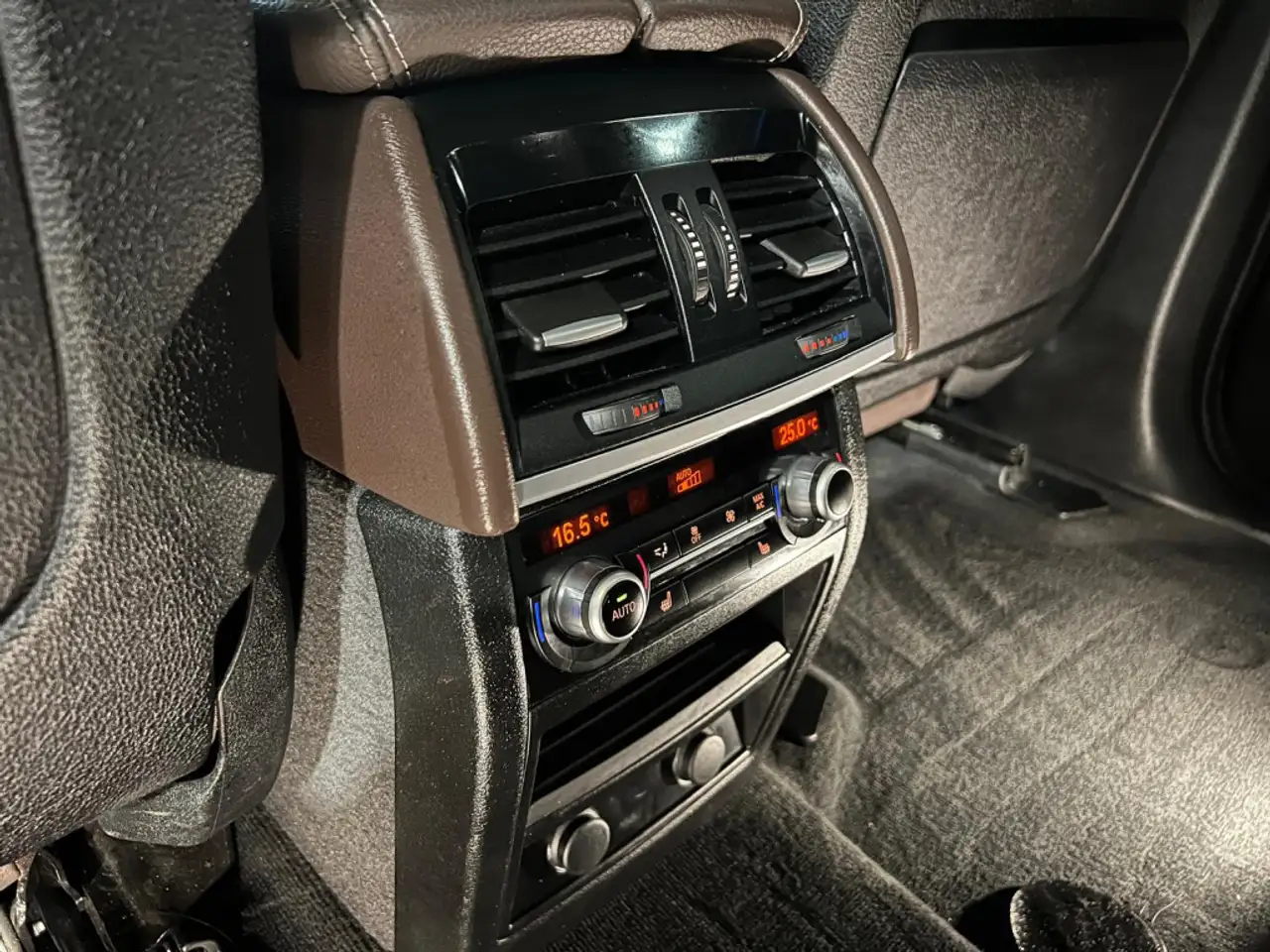 BMW X5 photo BMW X5