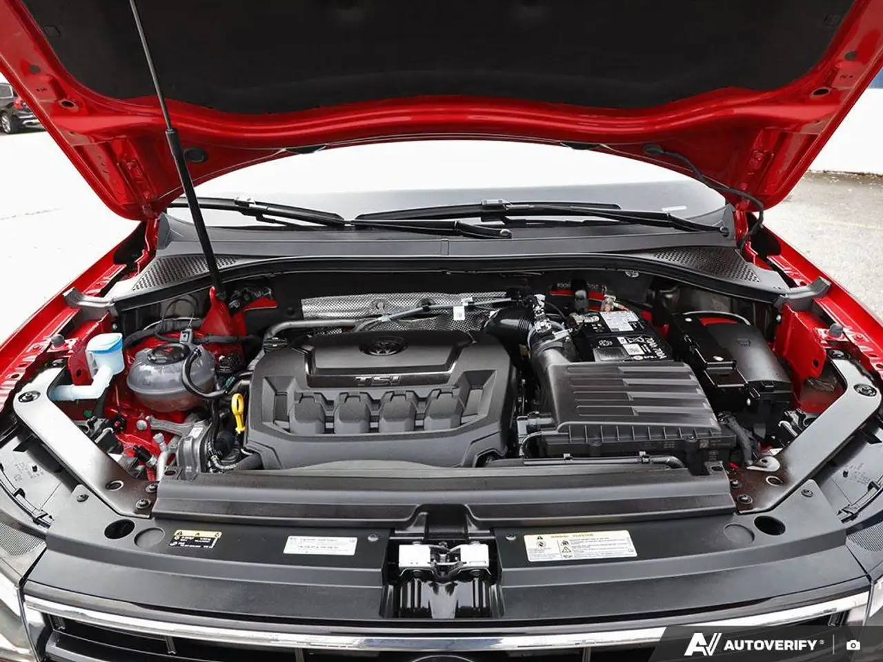 Volkswagen Tiguan снимка Volkswagen Tiguan