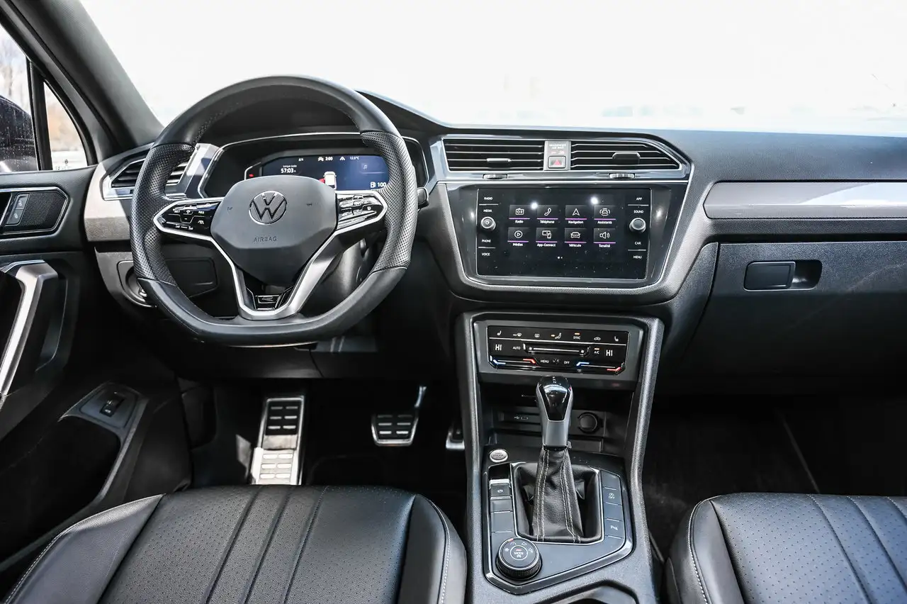 Volkswagen Tiguan photo Volkswagen Tiguan