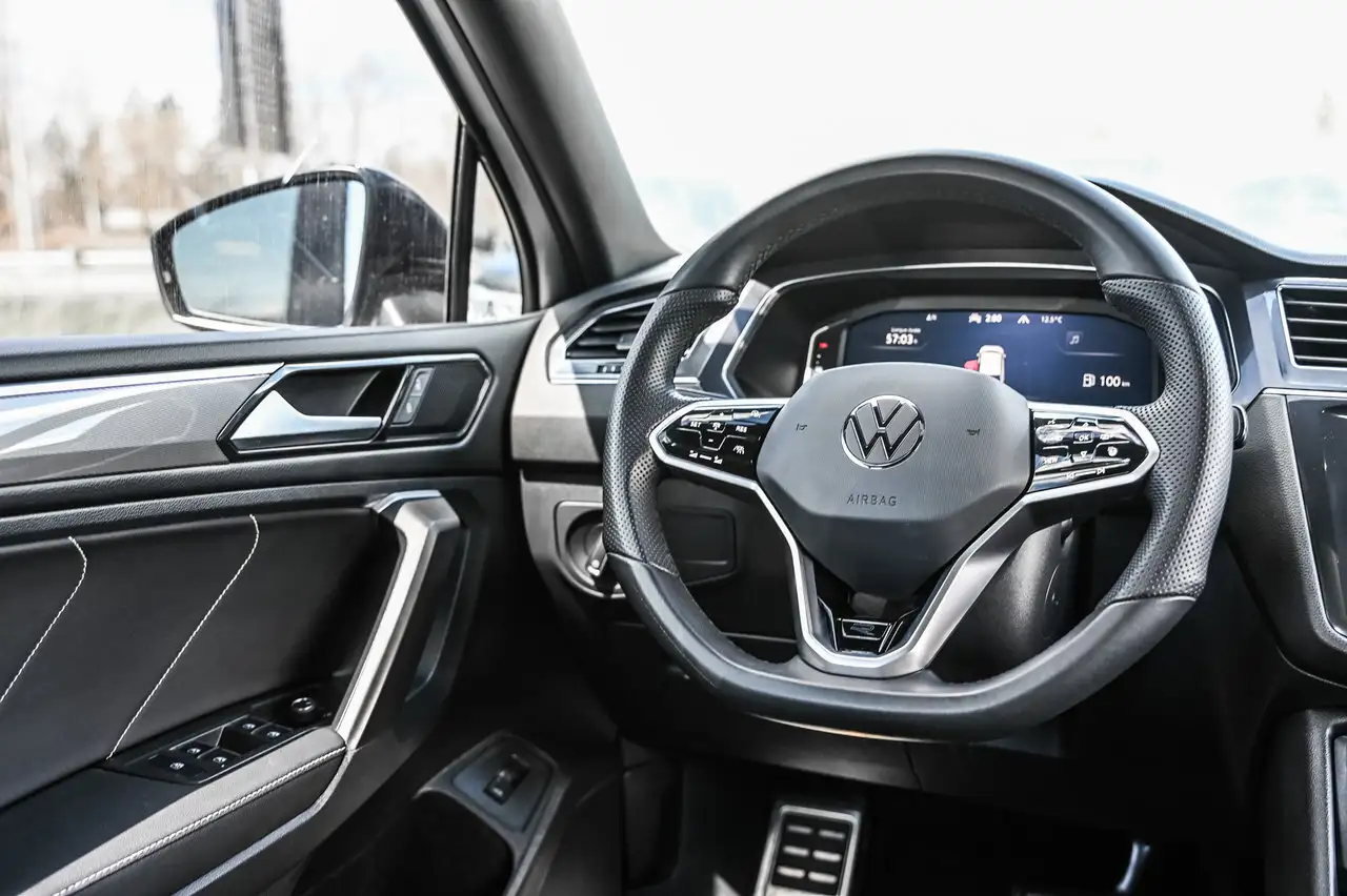 Volkswagen Tiguan photo Volkswagen Tiguan