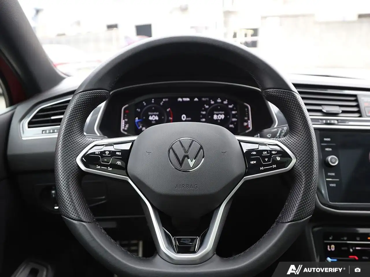 Volkswagen Tiguan снимка Volkswagen Tiguan